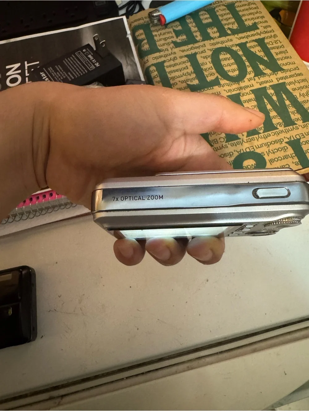 Casio Exilim EX-V7 Compact Digital Camera in Silver